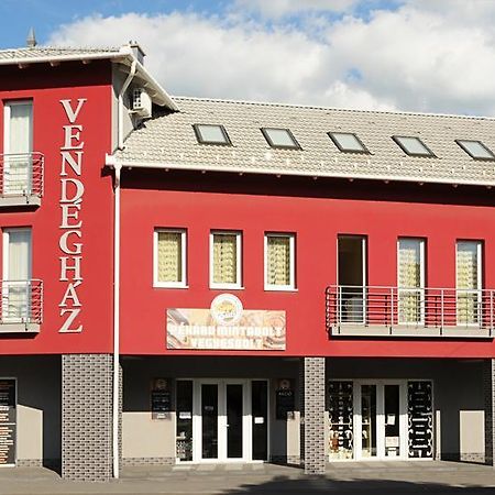 Box Vendeghaz Hotel Nagykáta Eksteriør billede