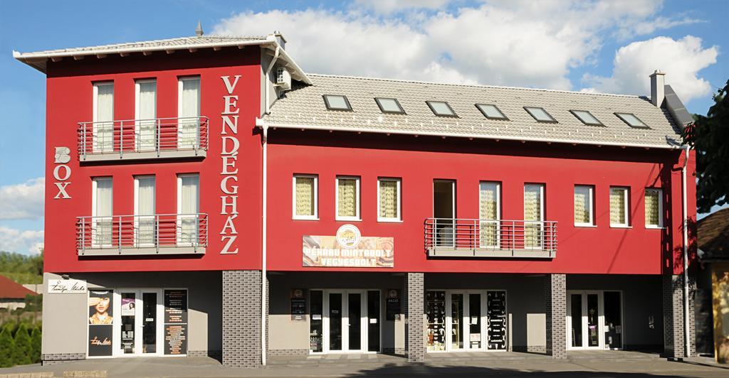 Box Vendeghaz Hotel Nagykáta Eksteriør billede